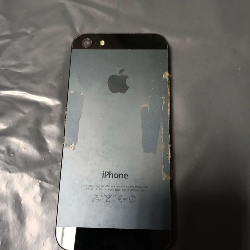 APPLE IPHONE – SPACE GREY, DAMAGED REAR PANEL 