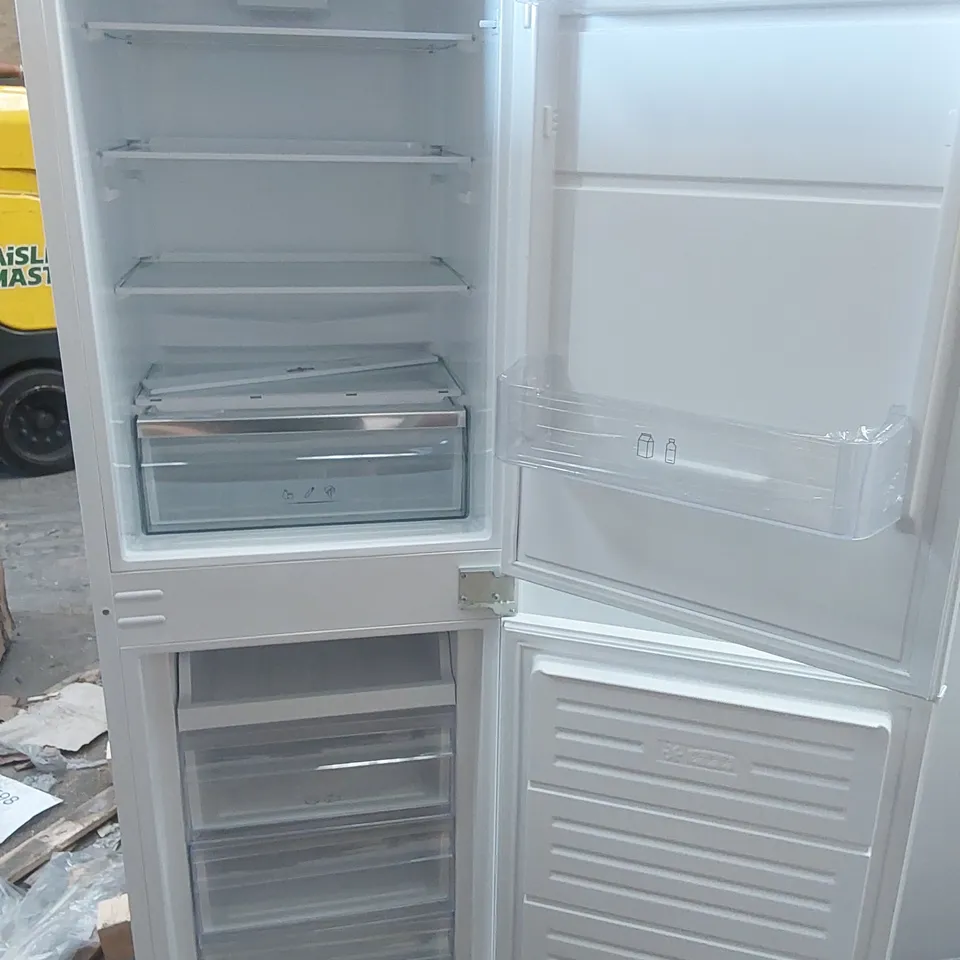 LOGIK LIFF5024 INTEGRATED 50/50 FRIDGE FREEZER - SLIDING HINGE