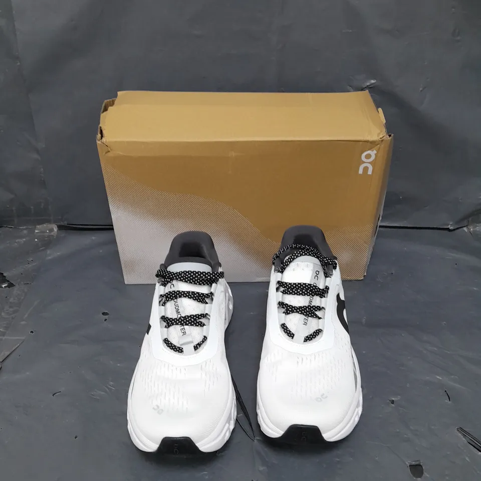 BOXED PAIR OF CLOUDMONSTER UNDYED WHITE/WHITE WOMENS UK 5