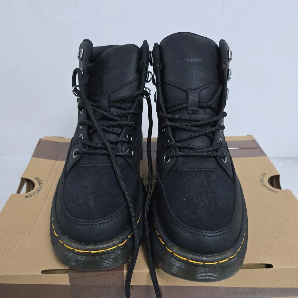 BOXED DR. MARTENS CREWSON CHUKKA PADDED BOOTS, BLACK - UK SIZE 4 
