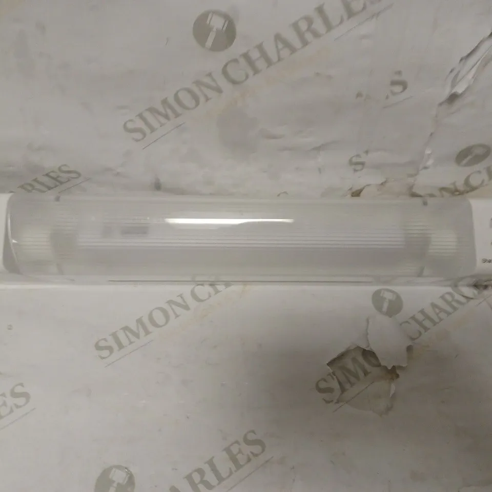 KNIGHTSBRIDGE LED SHAVER LIGHT 