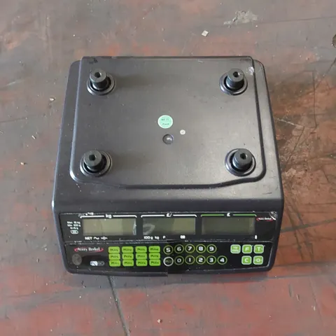 AVERY BERKEL DIGITAL SCALE