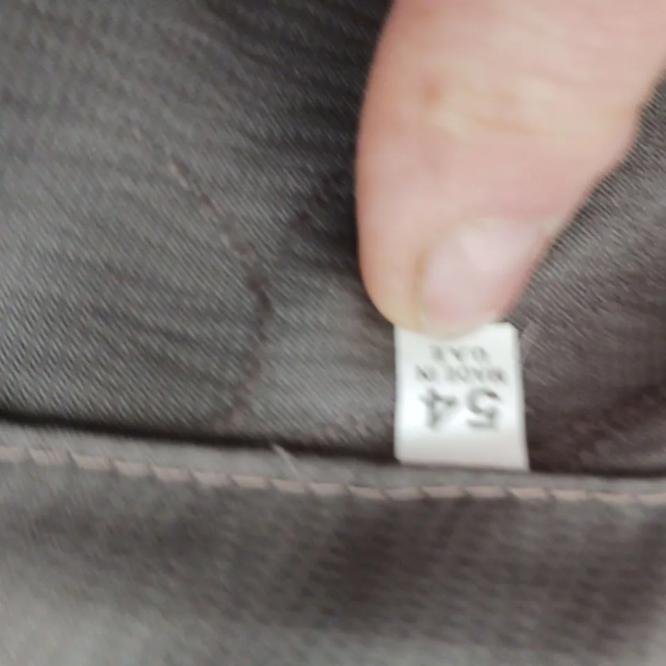 LADIES GREY HOUSECOAT SIZE 54