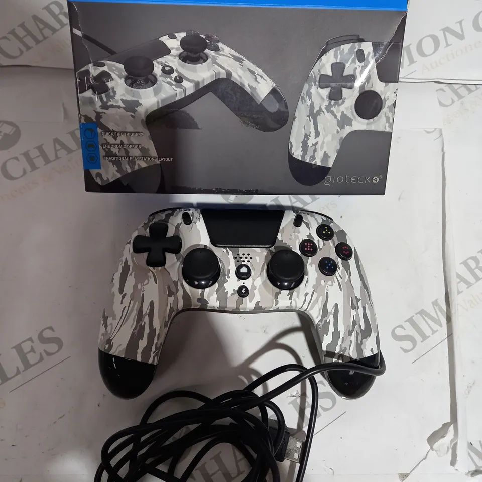 BOXED PLAYSTATION VX4 WIRED CONTROLLER