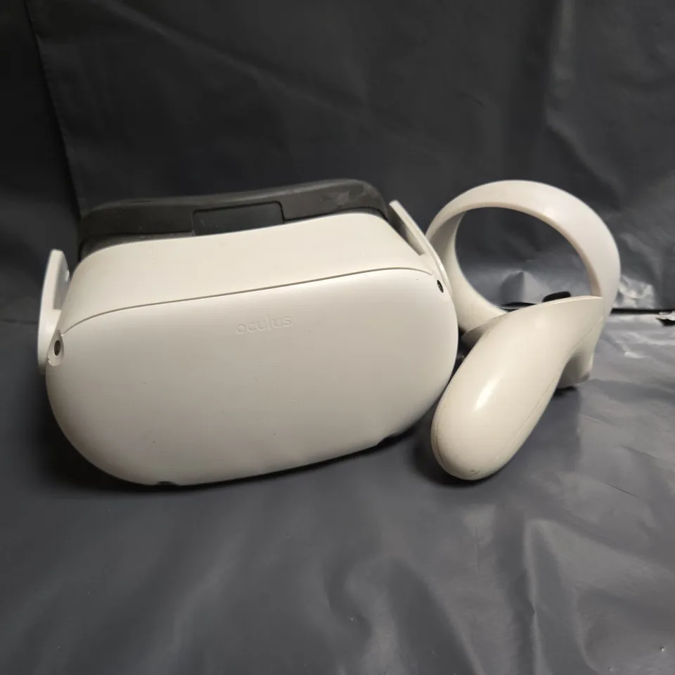 OCULUS VR HEADSET (KW49CM) (ONE REMOTE)