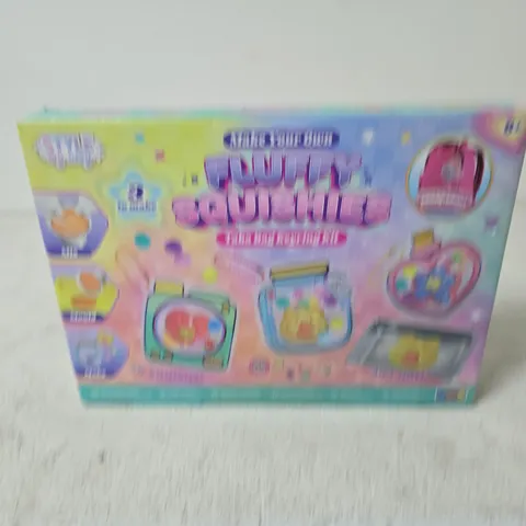 FLUFFY SQUISHIES MAKE YOUR OWN CRAFT KIT – BOXED (6+)