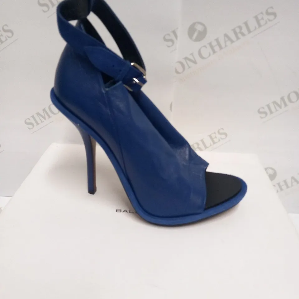 BOXED BALENCIAGA BLUE INDIGO LEATHER SANDAL SIZE 39