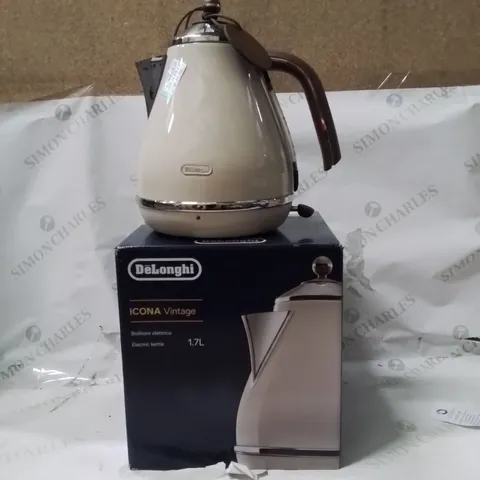 BOXED DELONGHI ICONA VINTAGE KETTLE 