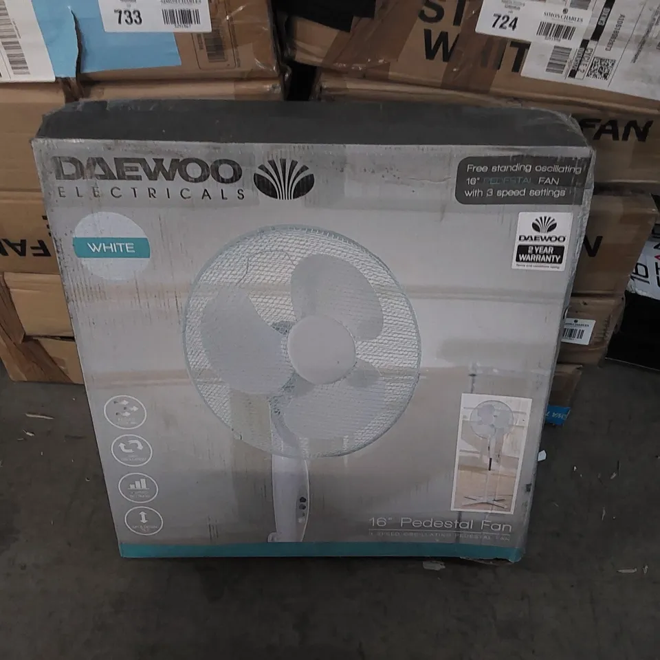 BOXED DAEWOO 16" PEDESTAL FAN 