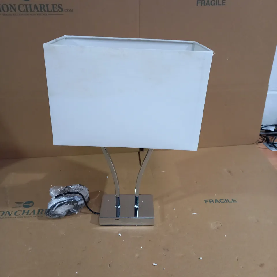 METROPOLE TABLE LAMP RRP £38