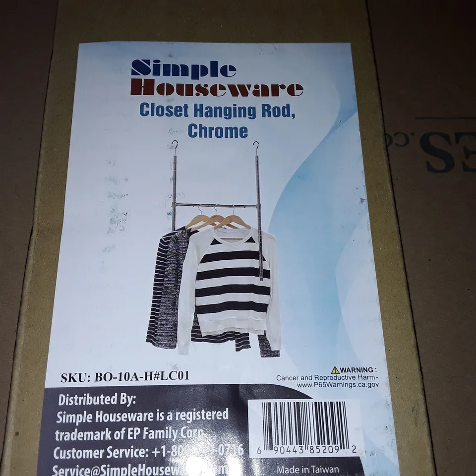 BOXED CLOSET HANGING ROD IN CHROME