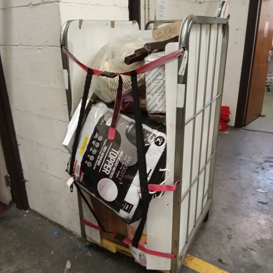 CAGE OF ASSORTED HOUSEHOLD GOODS AND PRODUCTS TO INCLUDE; MATTRESS TOPPER, DUVET, CHRISTMAS DECORATIONS ETC - CAGE NOT INCLUDED 