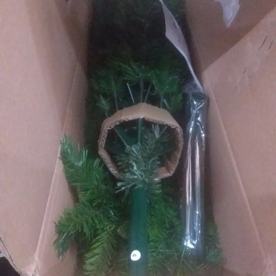 BOXED NEW DUCHESS SPRUCE 180CM CHRISTMAS TREE