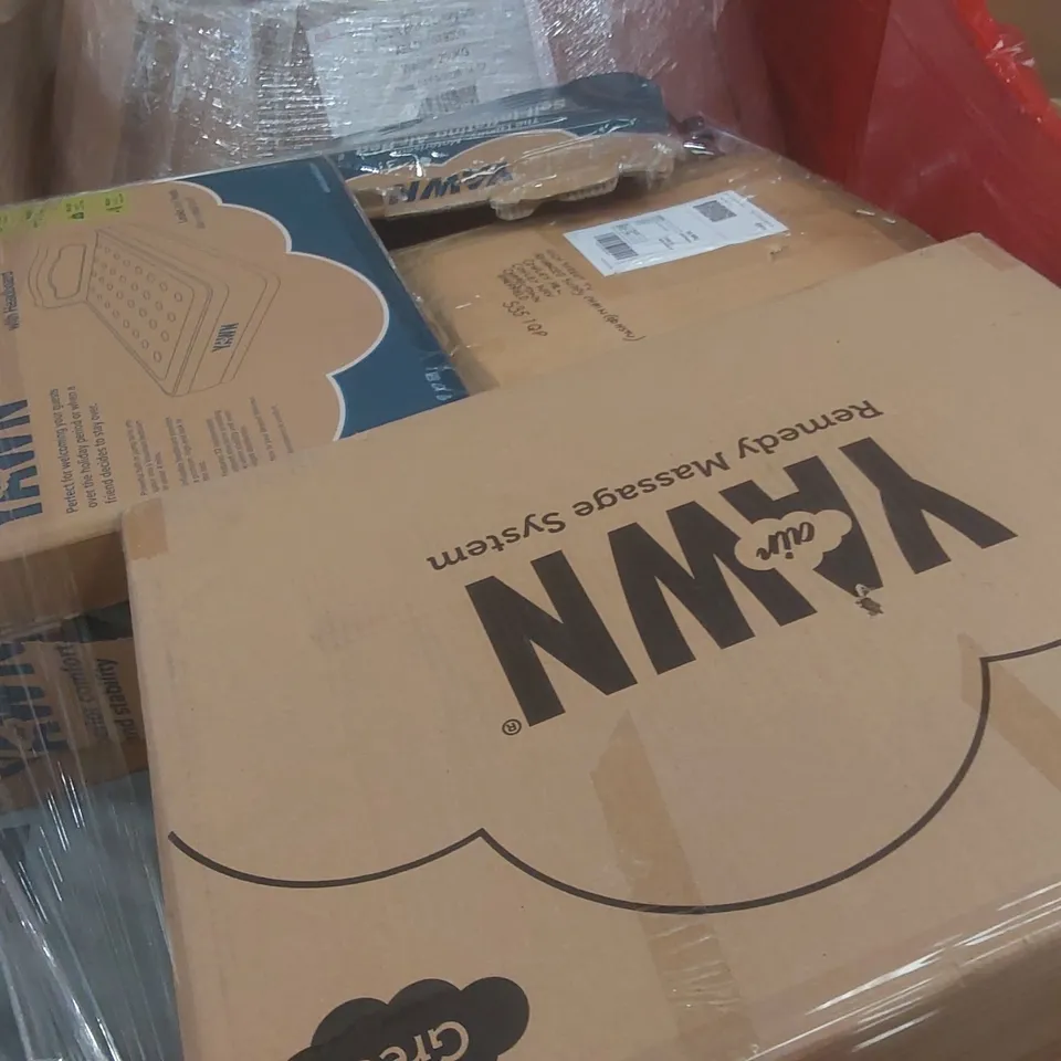 PALLET CONTAINING A VERY LARGE QUANTITY OF ASSORTED YAWN SELF-INFLATING AIR BEDS ECT
