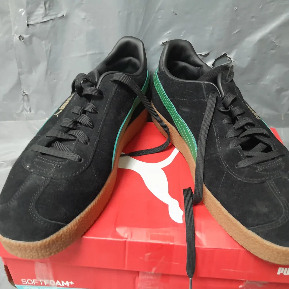 BOXED PUMA MENS CLUB TRAINERS IN BLACK/GREEN - UK 12