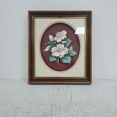 FLORAL 3D DECOUPAGE PICTURE IN WOODEN FRAME