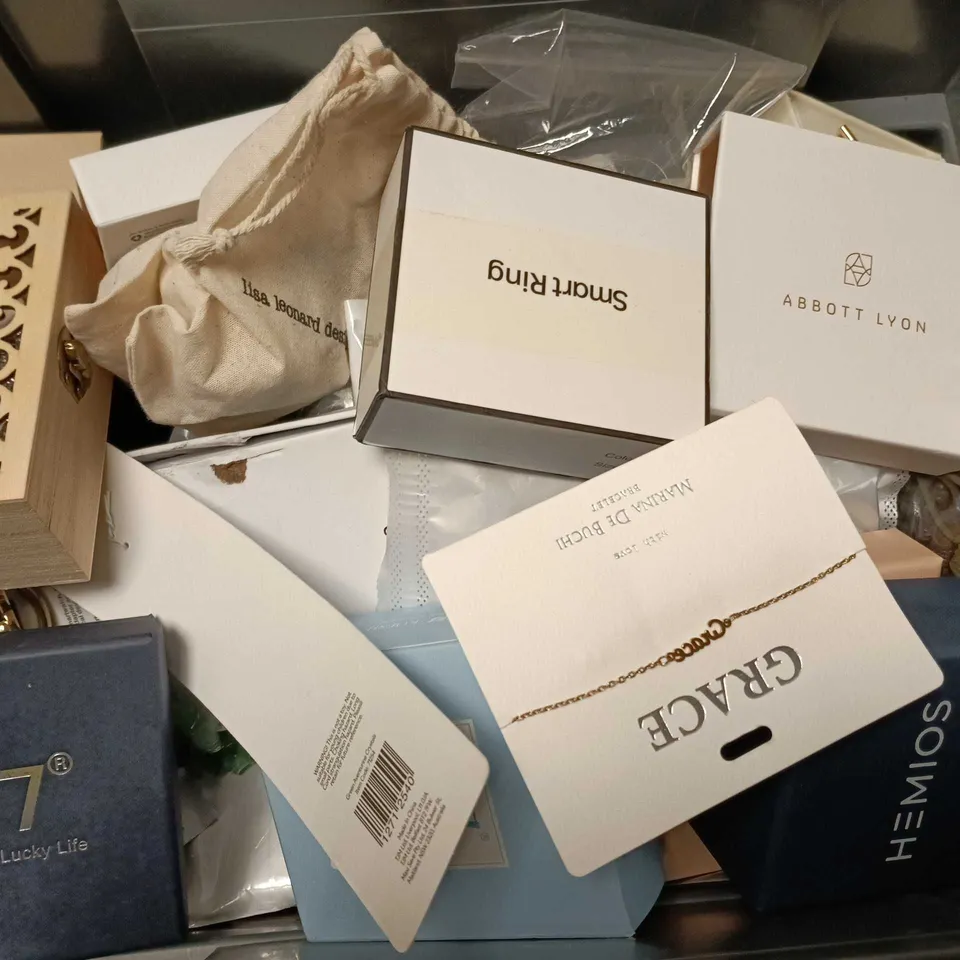 APPROXIMATELY 15 ASSORTED JEWELLERY ITEMS TO INCLUDE BRANDS SUCH AS HEMIOS, OLIVIA JEWELLEY, ASTRID & MIYU, ETC