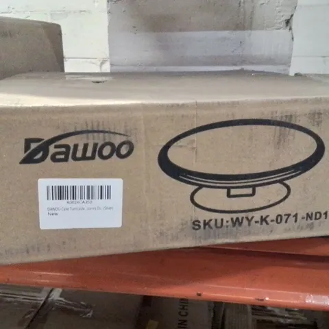 BOXED DAWOO CAKE TURNTABLE, ROTATING CAKE STAND, WITH 12 INCH ALUMINIUM ALLOY ROTATING TURNTABLE, INCLUDES PALETTE KNIFE AND CREAM SCRAPER ACCESSORIES