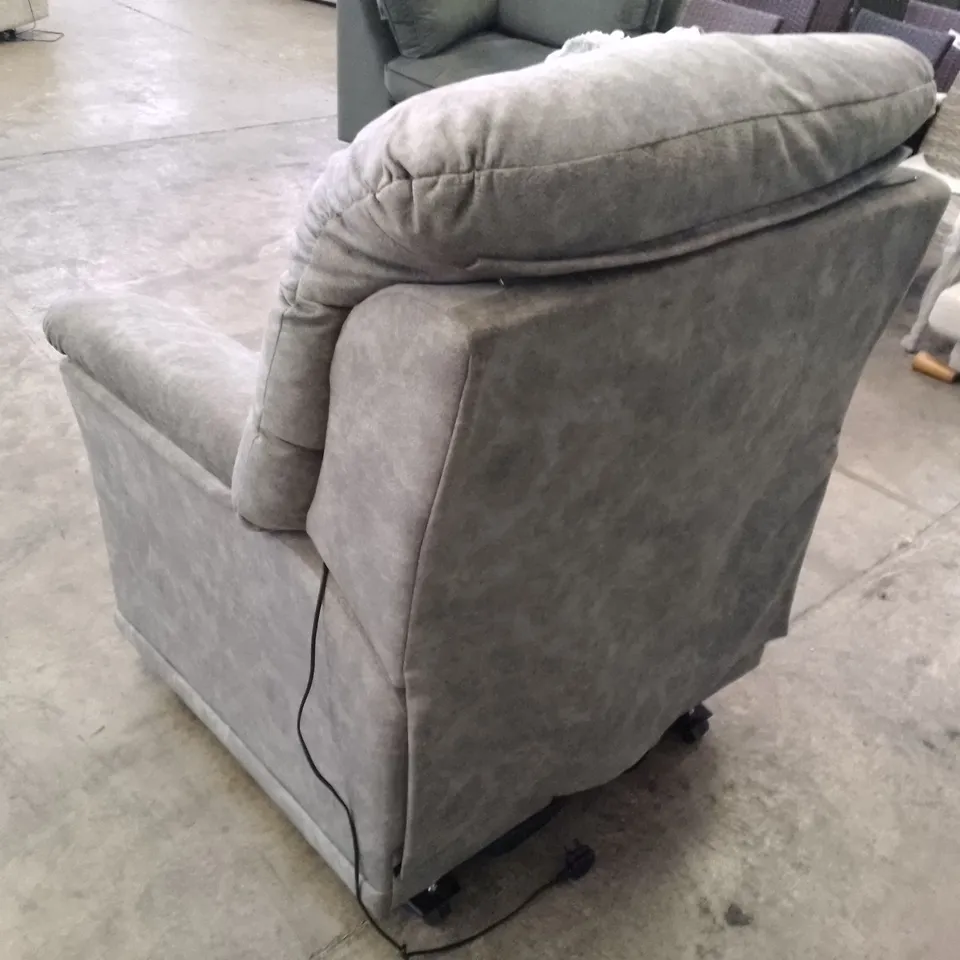 QUALITY DESIGNER G-PLAN MALVERN D DUAL ELEVATE CHAIR - PRAMA PEWTER FABRIC