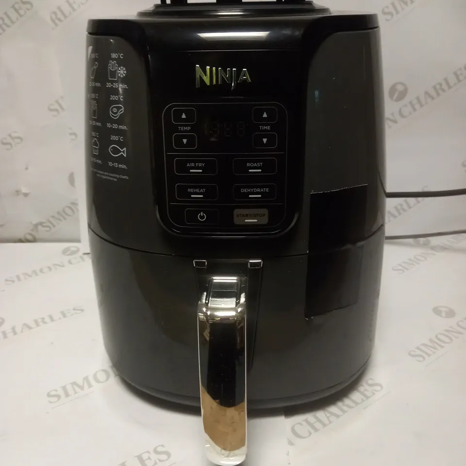 NINJA AIR FRYER 3.8L AF100UK