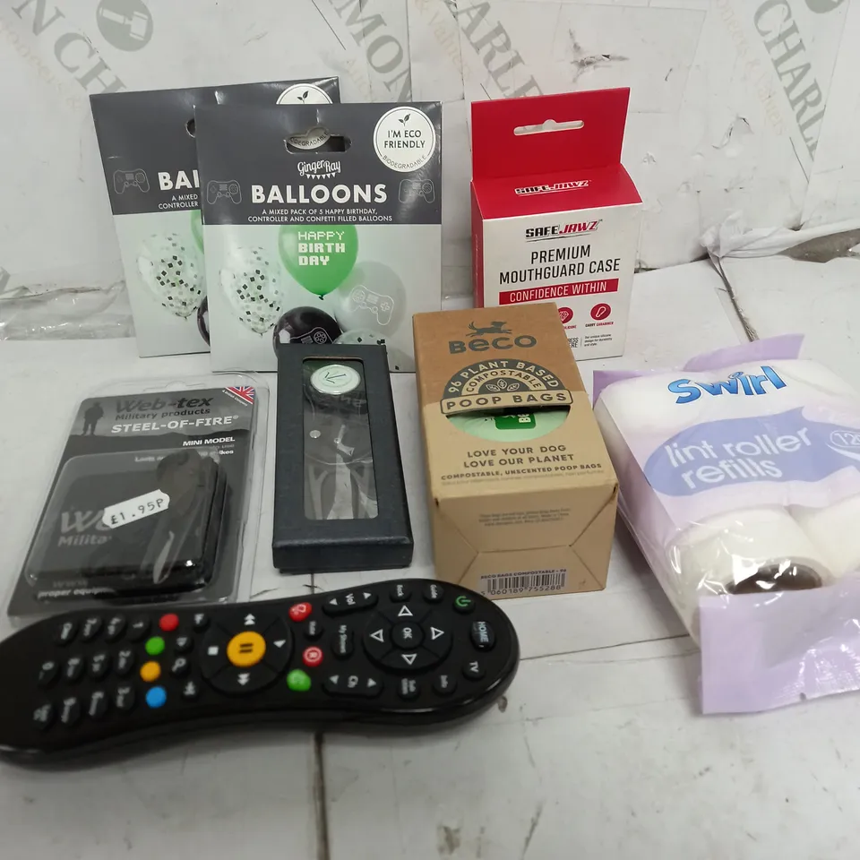 BOX OF APPROXIMATELY 15 ASSORTED ITEMS TO INCLUDE - FLINT & STEEL, ROLLER REFILLS, BIRTHDAY BALLOONS ETC