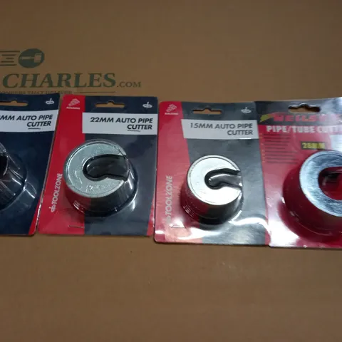 LOT OF 4 ASSORTED PIPE CUTTERS IN VARIOUS SIZES - TOOLZONE & NIELSEN
