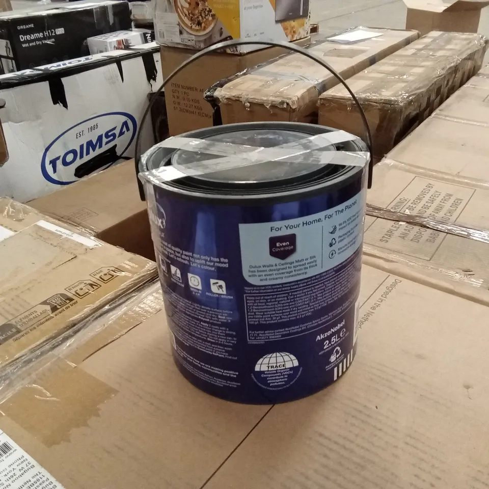 DULUX WALLS AND CEILINGS SAPPHIRE SALUTE MATT PAINT, 2.5L