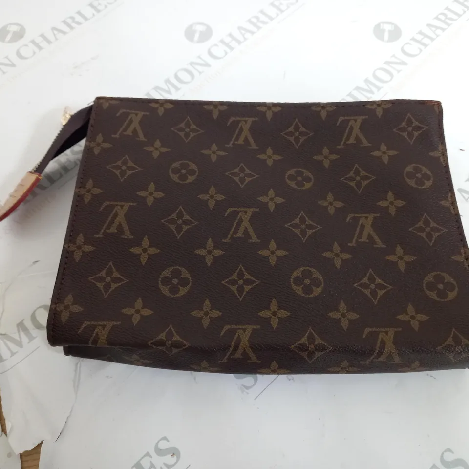 LOUIS VUITTON FAUX LEATHER BAG 