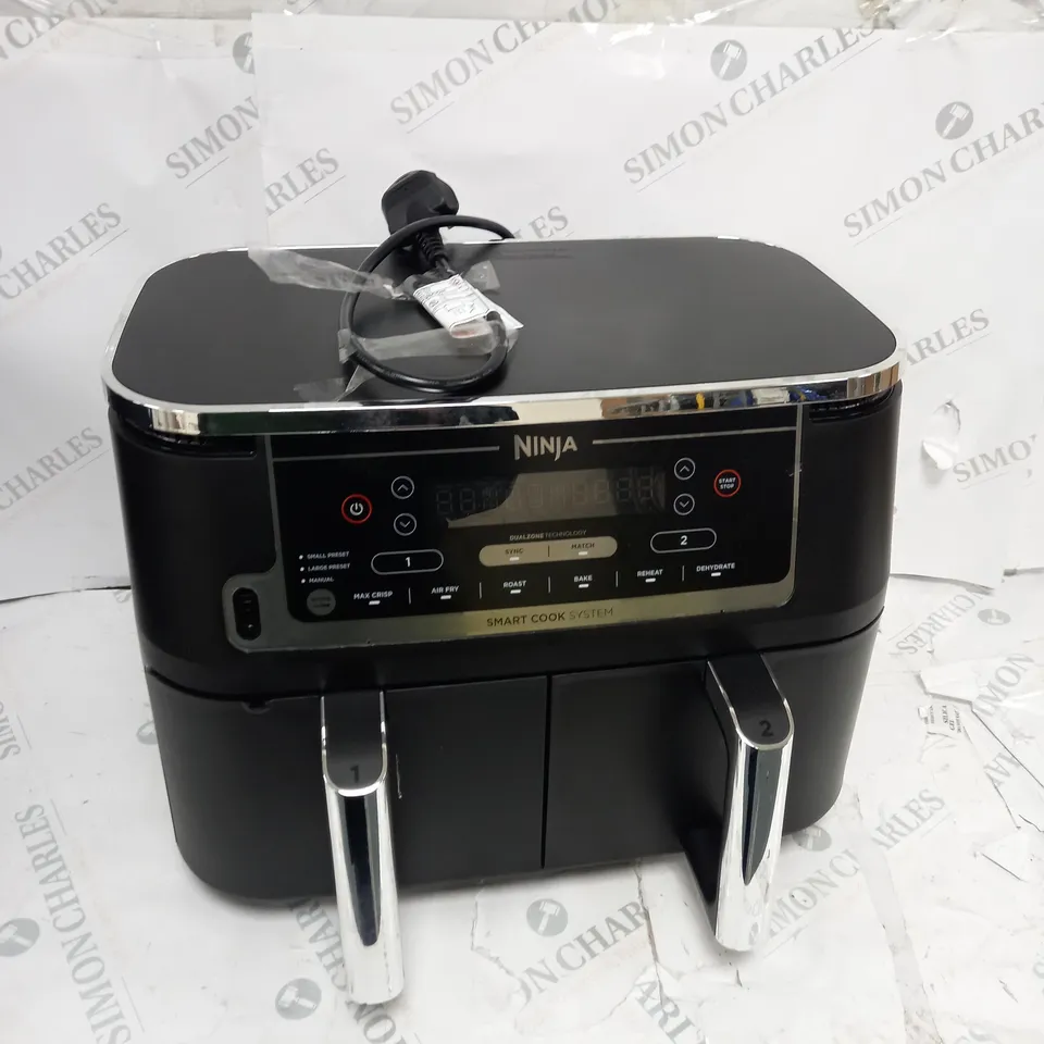 NINJA SMART COOK SYSTEM AIR FRYER 