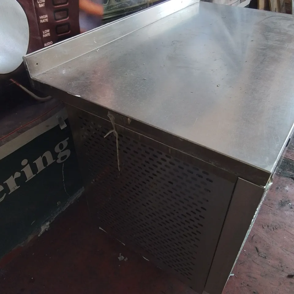 FOSTER DC1/2M COMMERCIAL STAINLESS CHILLED FOOD PREP COUNTER 