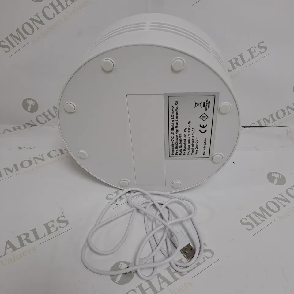 BOXED BELL & HOWELL RECHARGEABLE EXTENDABLE DESK & FLOOR FAN, WHITE