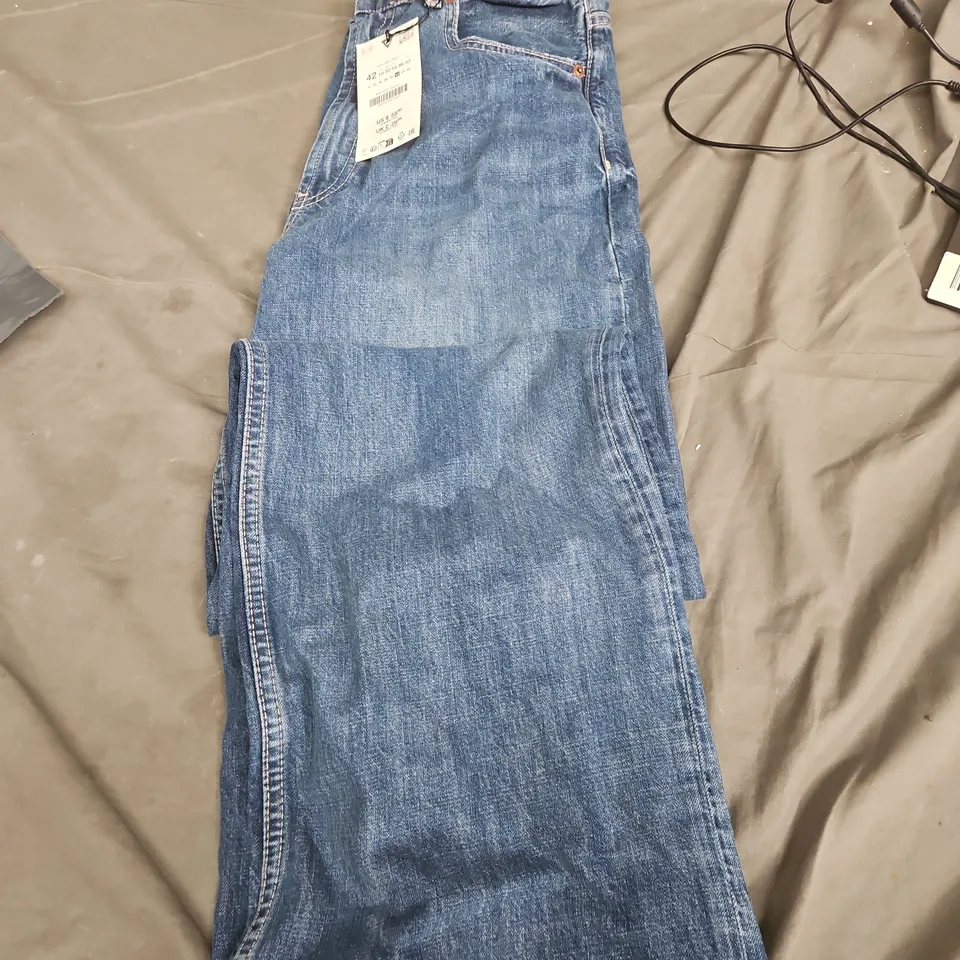 DENIM JEANS – HIGH-RISE, FULL LENGTH, SIZE 42