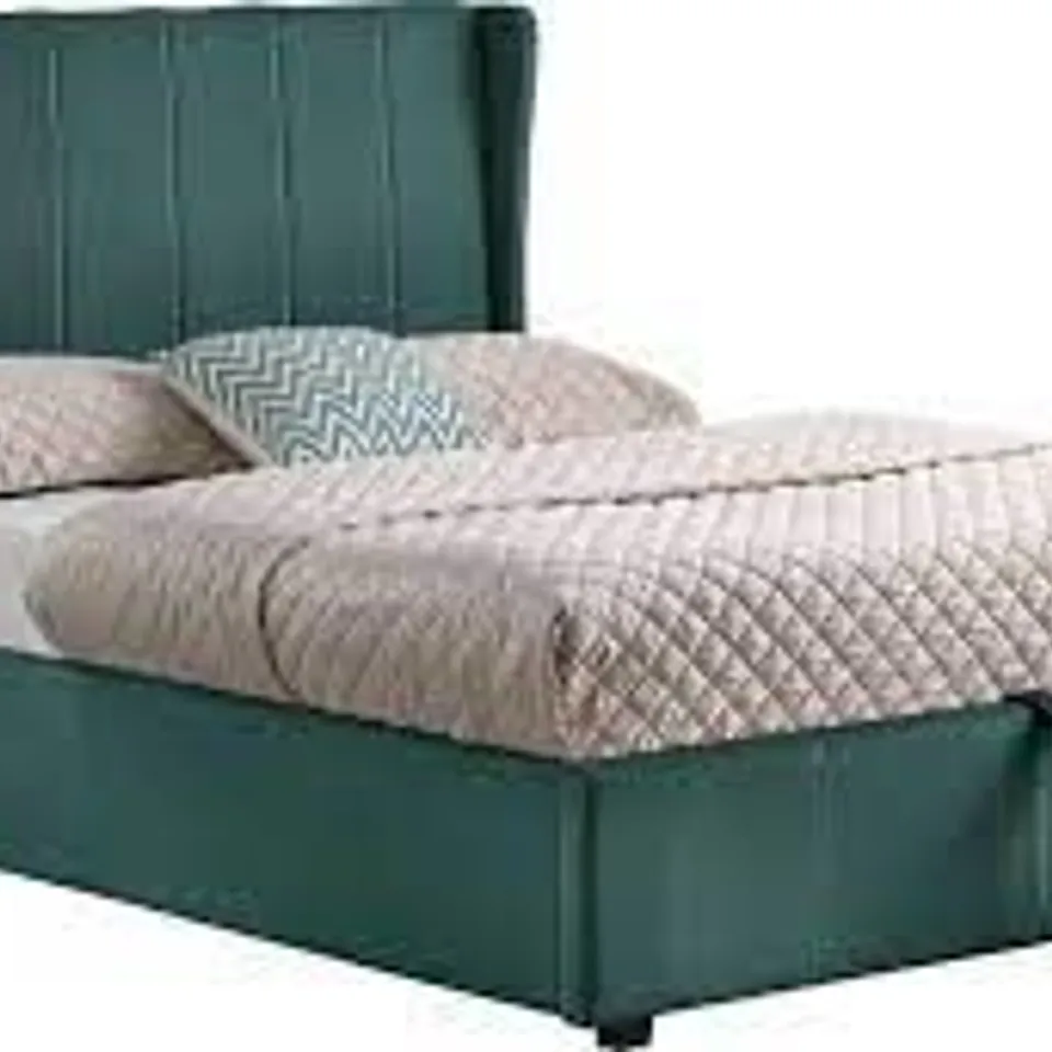 GREEN VELVET AMELIA 5 PLUS BED(2 BOXS)