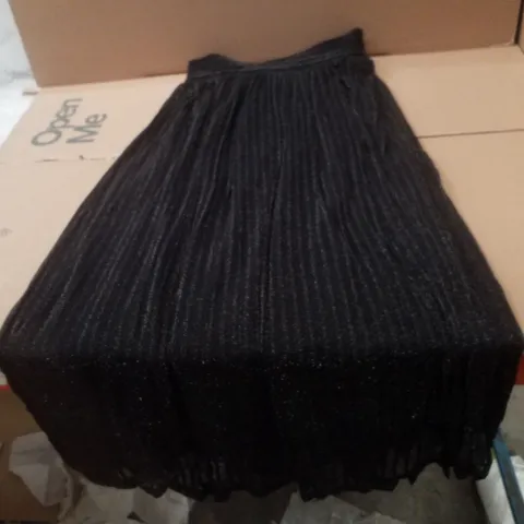 BOX CONTAINING APPROXIMATELY 15 BRAND NEW JD WILLIAMS BLACK GLITTER MAXI SKIRT - SIZE 12