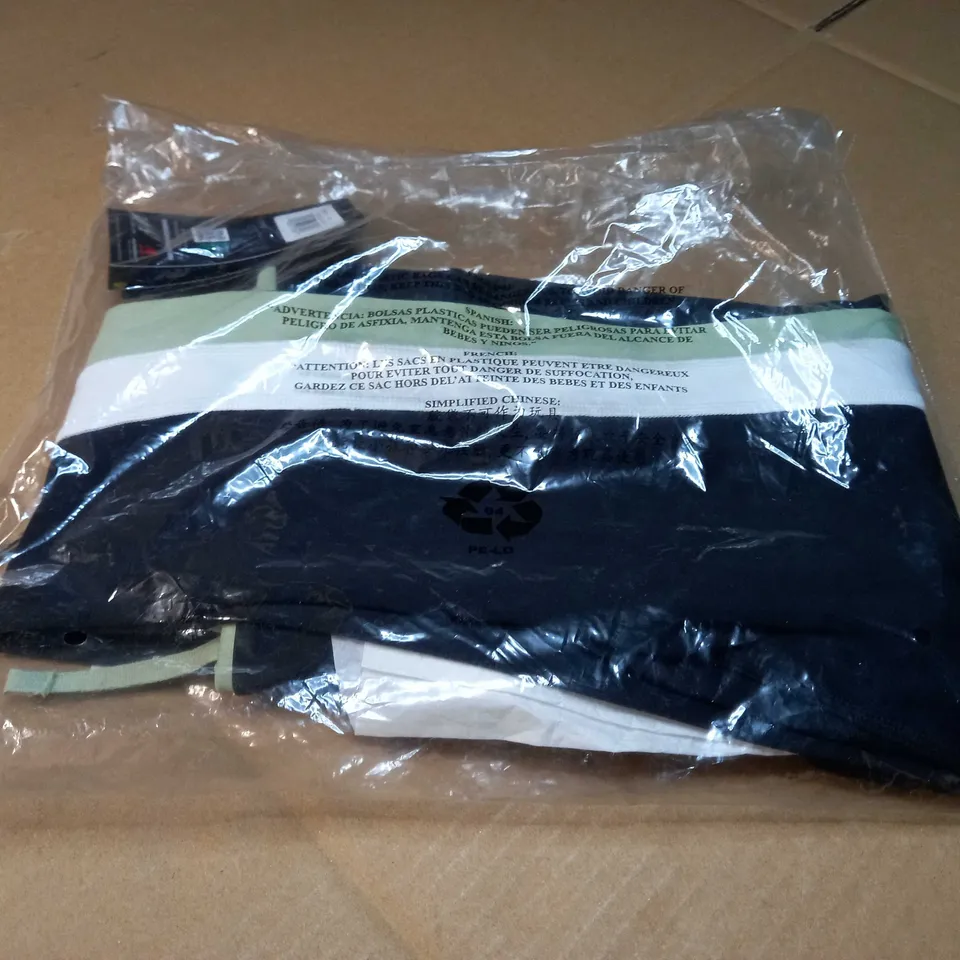 PACKAGED NEW BALANCE BLACK/GREEN FITNESS LEGGINGS - SMALL