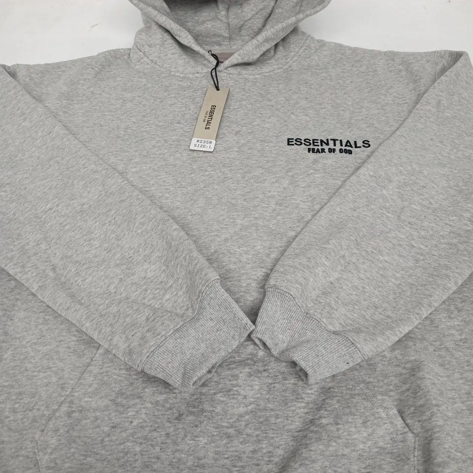 FEAR OF GOD ESSENTIALS HOODIE – GREY – UK SIZE L