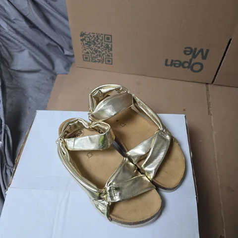 SCHOLL SOFTSTEP SANDALS – METALLIC GOLD, UK 5 (EU 38)