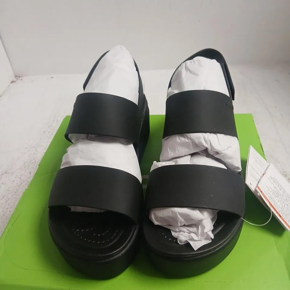 CROCS BROOKLYN LOW WEDGE SANDALS – BLACK, UK 6 (EU 39) – WOMEN'S
