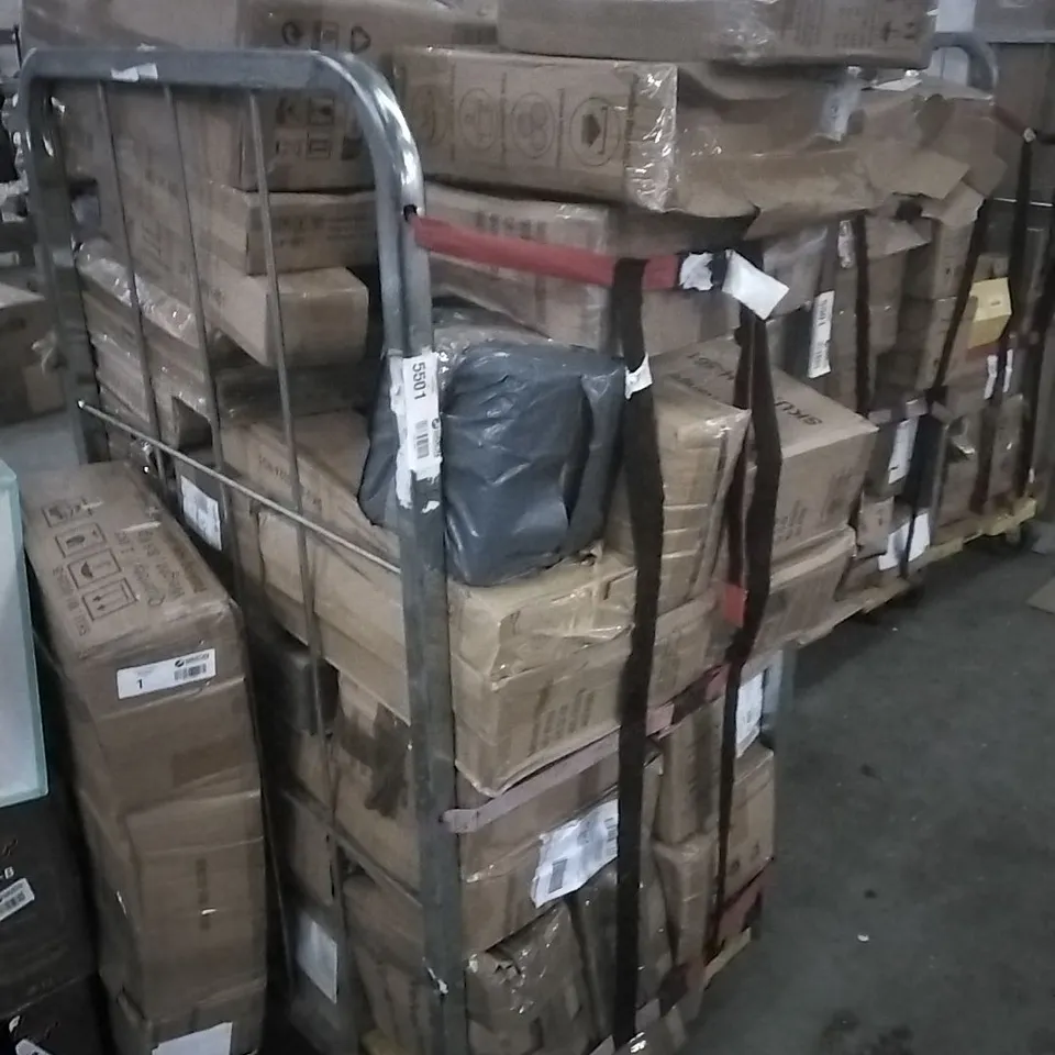 CAGE OF ASSORTED HOUSEHOLD GOODS AND PRODUCTS, TO INCLUDE WOODEN/PLASTIC HANGERS, UKULELES, GRANITE MORTAR AND PESTLE ETC. - CAGE NOT INCLUDED 