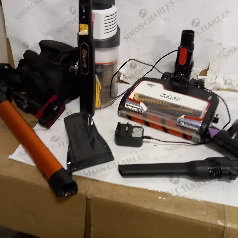 SHARK IZ201UK CORDLESS VACUUM CLEANER HOOVER 