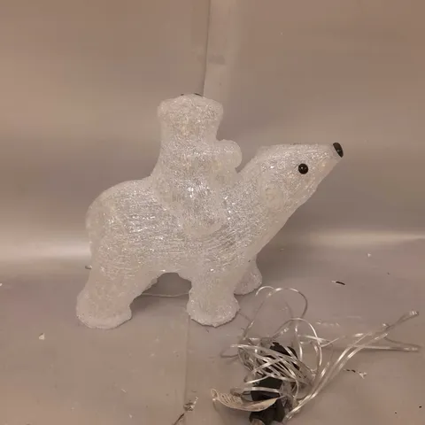 ACRYLIC MUMMY AND BABY POLAR BEAR OUTDOOR