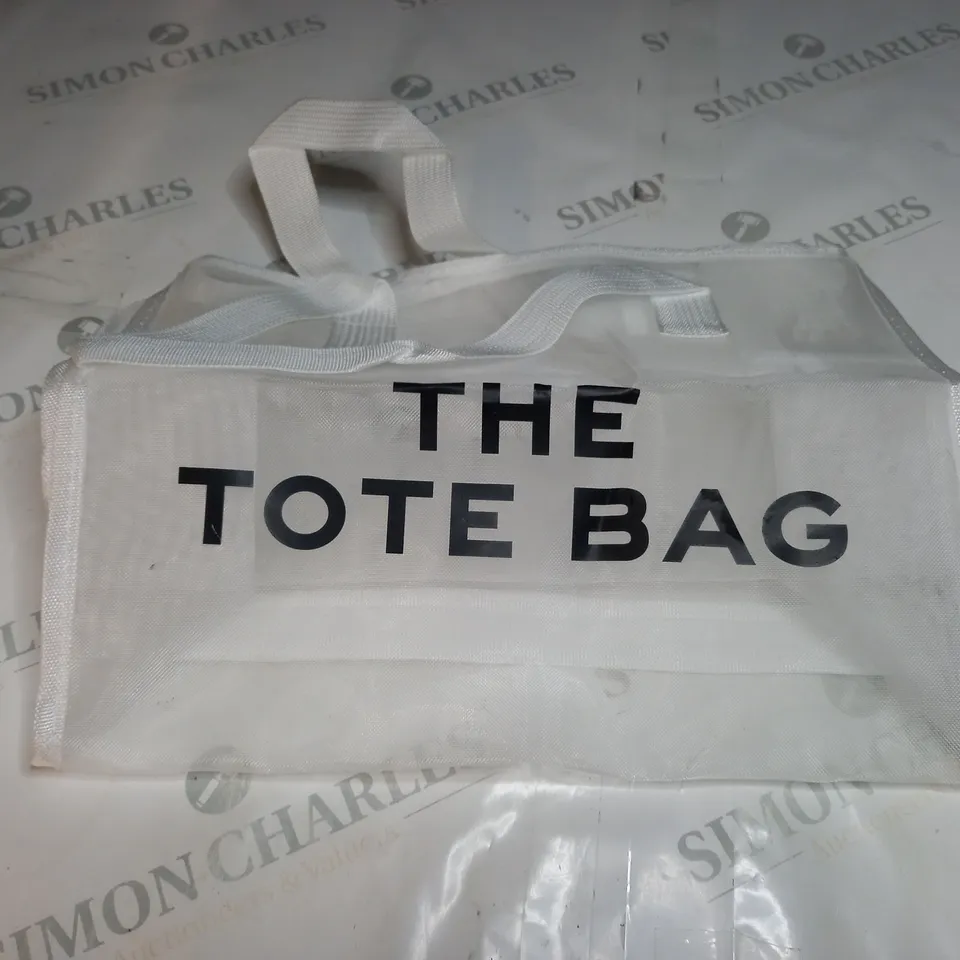 MARC JACOBS THE TOTE BAG 