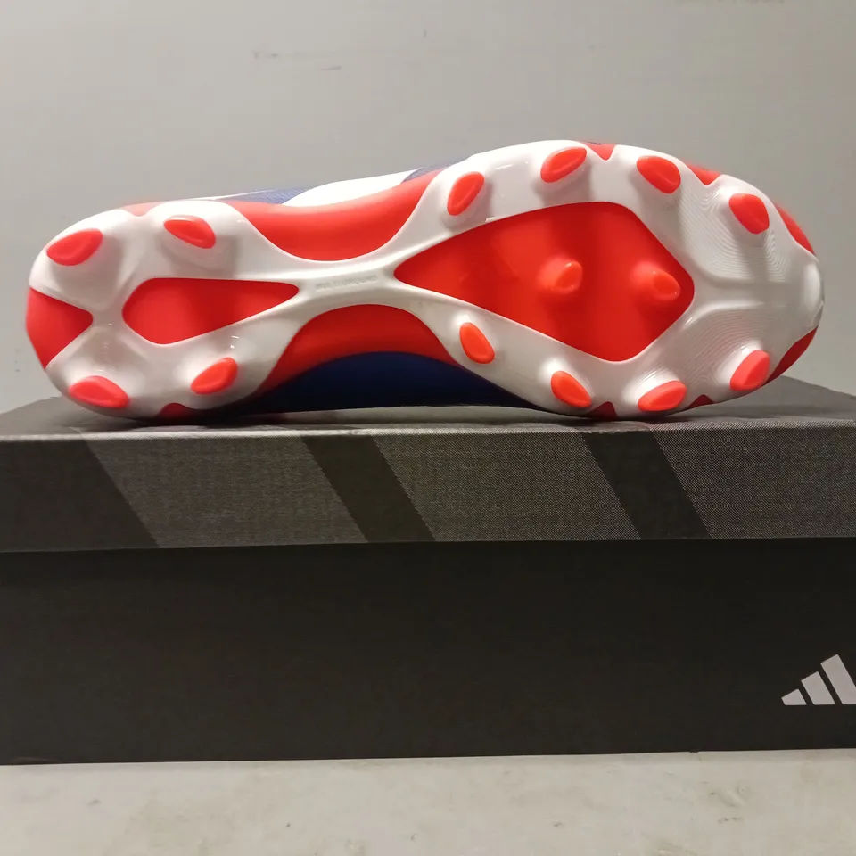 BOXED PAIR OF ADIDAS PREDATOR LEAGUE MG FOOTBALL BOOTS IN BLUE/ORANGE UK SIZE 7