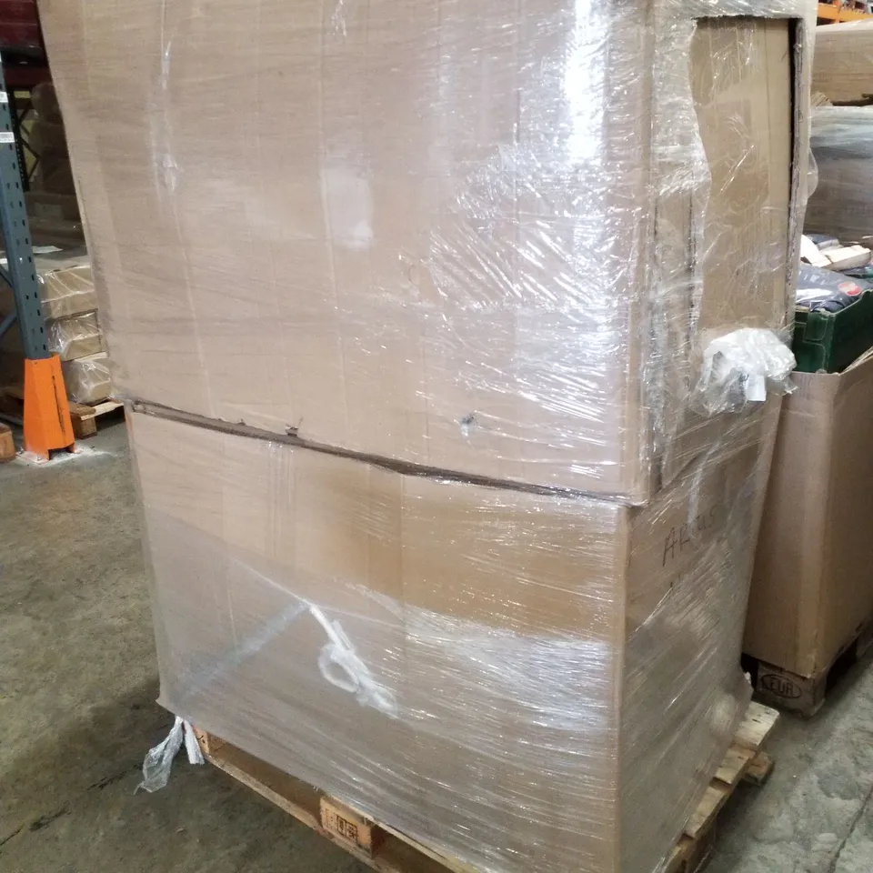PALLET CONTAINING ASSORTED PILLOWS, BEAN BAGS & BEDDING 