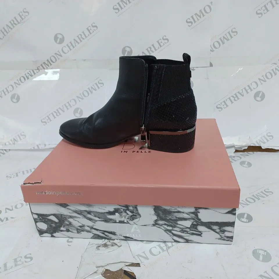 BOXED MODA IN PELLE BLACK LILITH SUEDE ANKLE BOOTS- SIZE  38