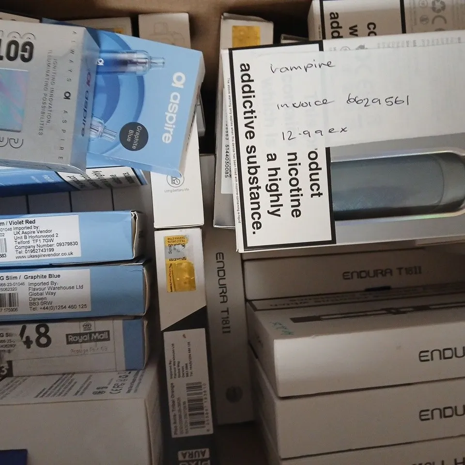 APPROXIAMTELY 30 ASSORTED VAPING PRODUCTS TO INCLUDE ASPIRE, INNOKIN, ETC - COLLECTION ONLY