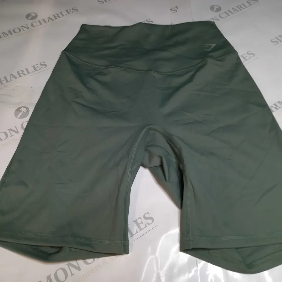 GYMSHARK WOMENS STRETCH SHORTS IN GREEN - MEDIUM