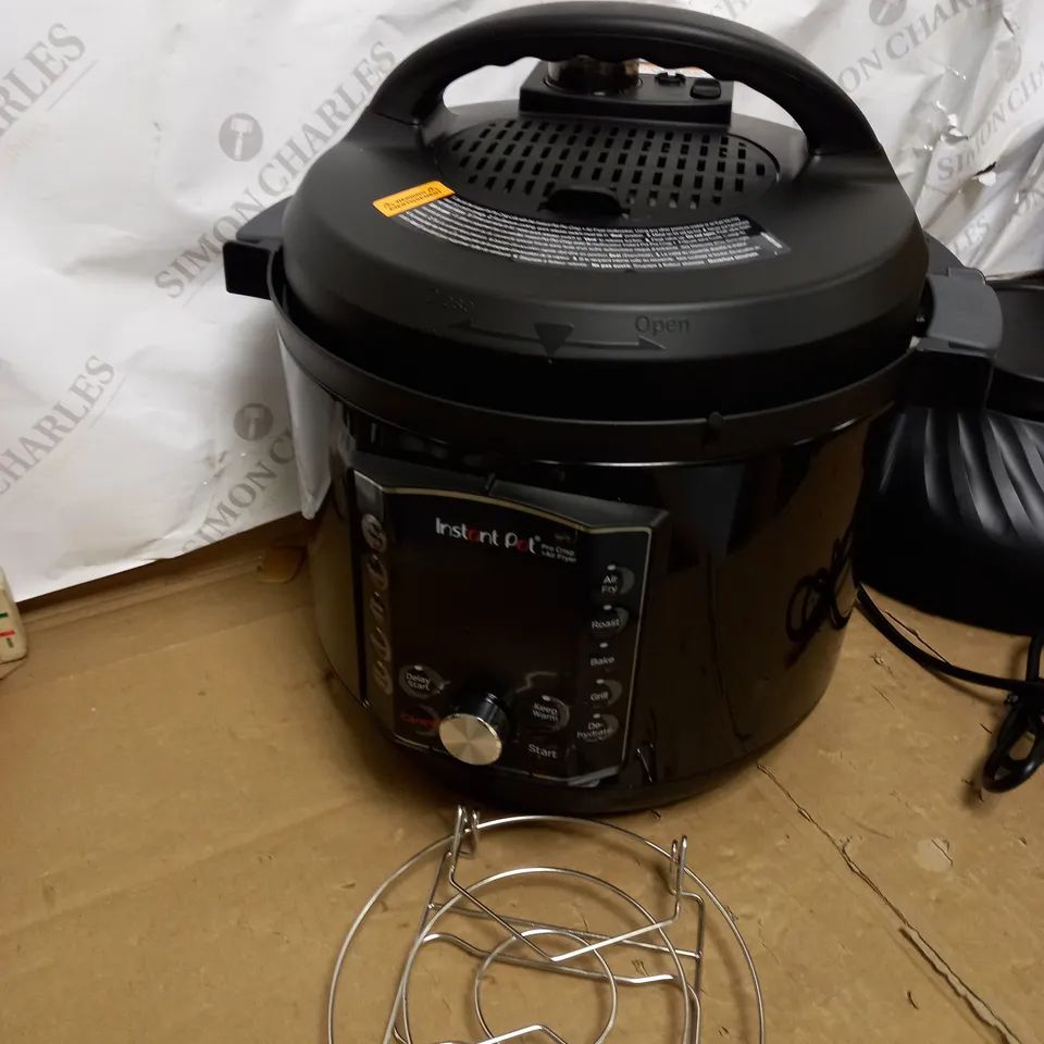 INSTANT POT PRO CRISP ELECTRIC MULTI COOKER