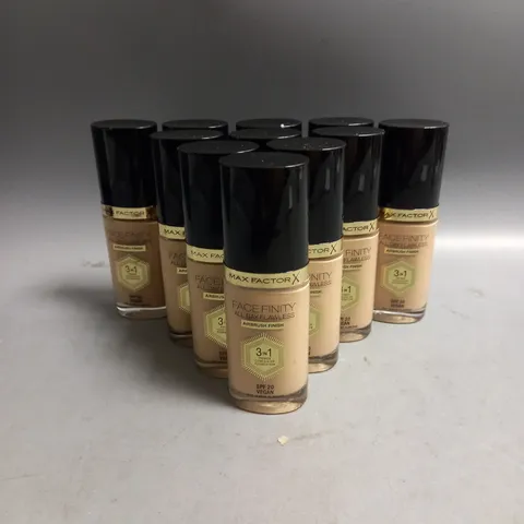 LOT OF APPROX 11 MAX FACTOR FACE FINITY ALL DAY FLAWLESS FOUNDATION