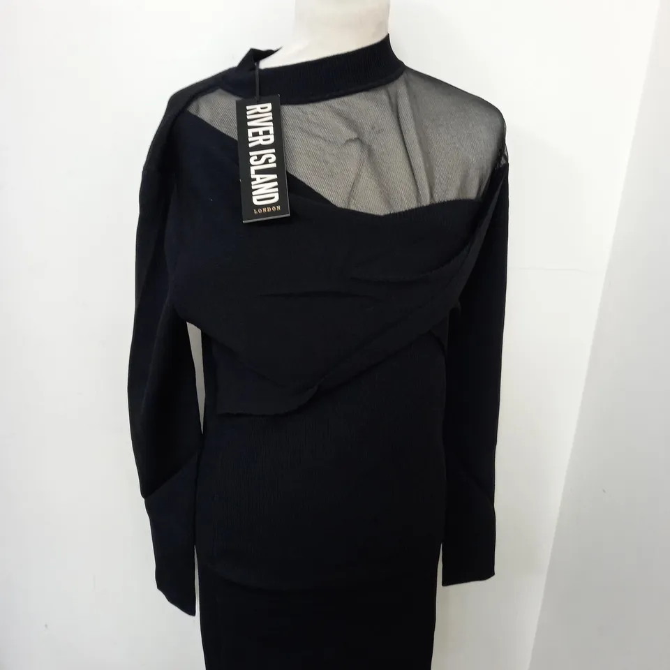 RIVER ISLAND KNITTED OCCASSIONAL DRESS SIZE 18